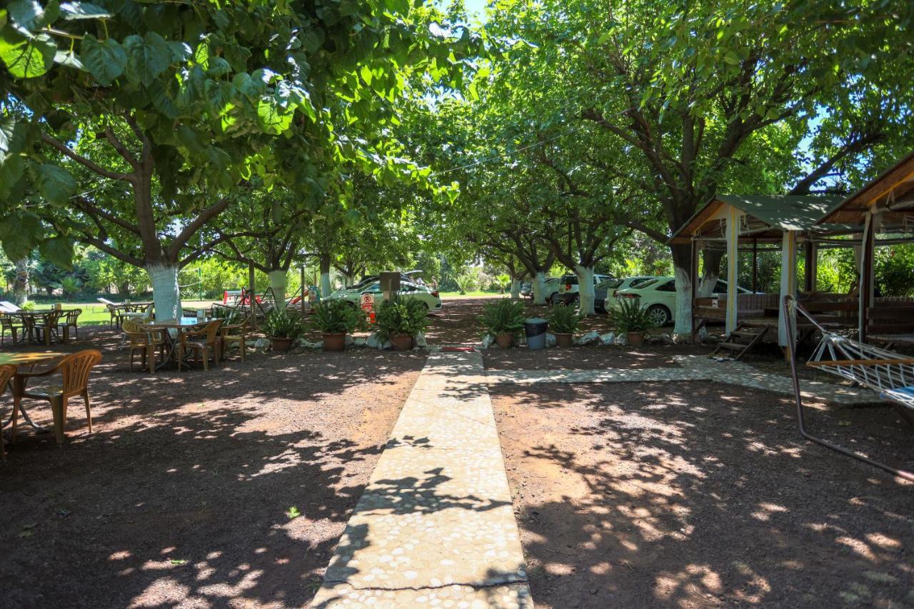 Ugur Pansiyon Bungalows Çıralı Exteriér fotografie