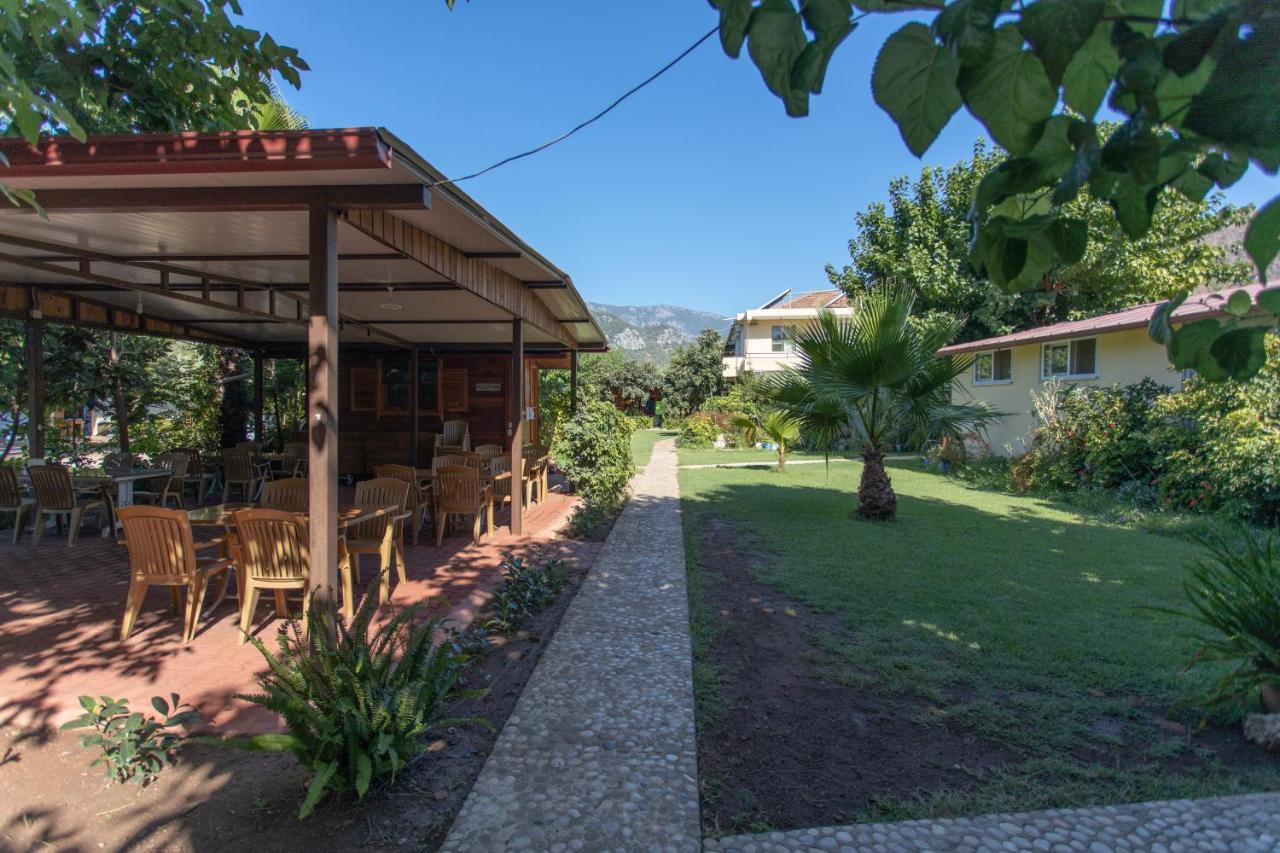 Ugur Pansiyon Bungalows Çıralı Exteriér fotografie