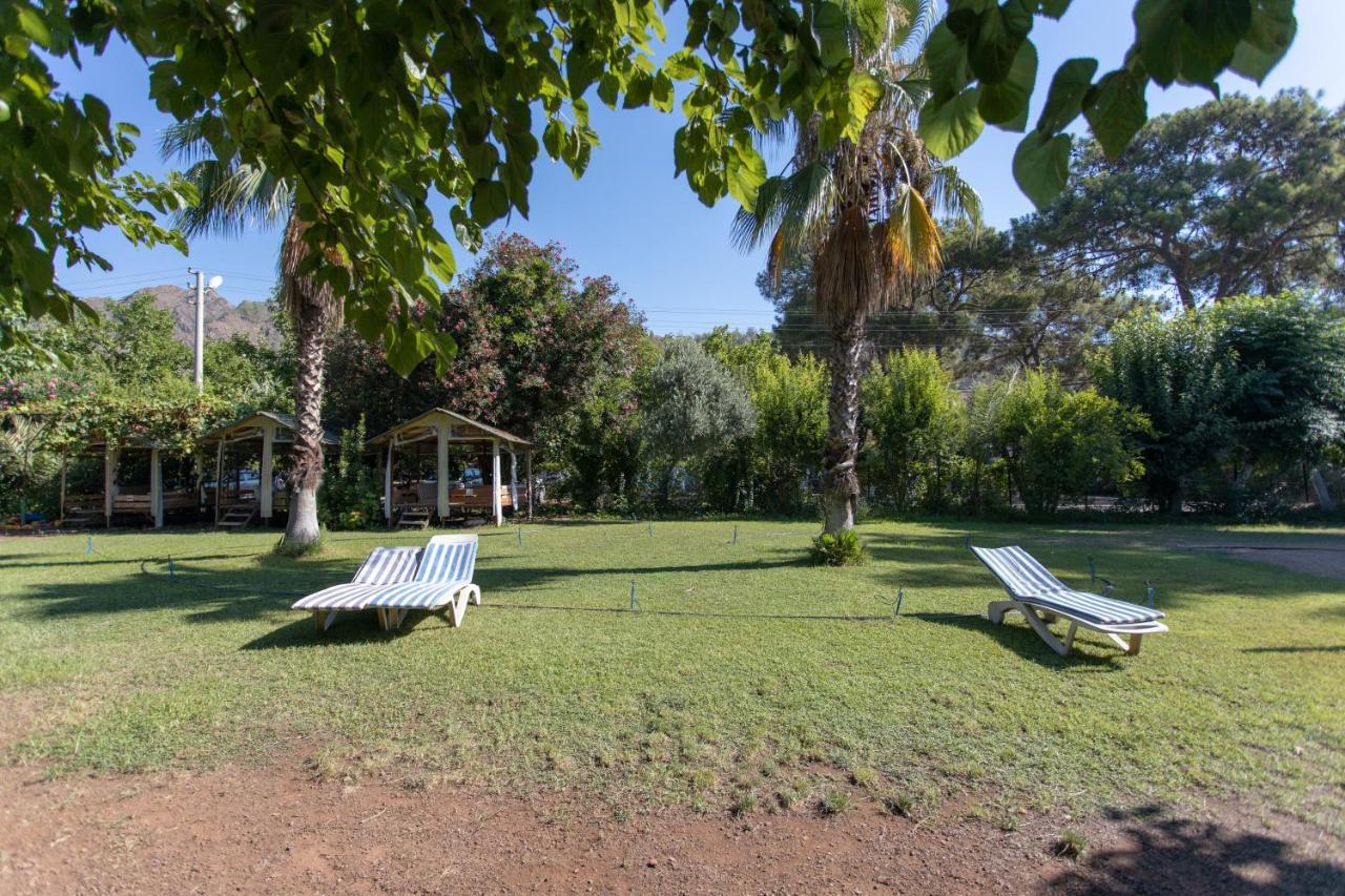 Ugur Pansiyon Bungalows Çıralı Exteriér fotografie