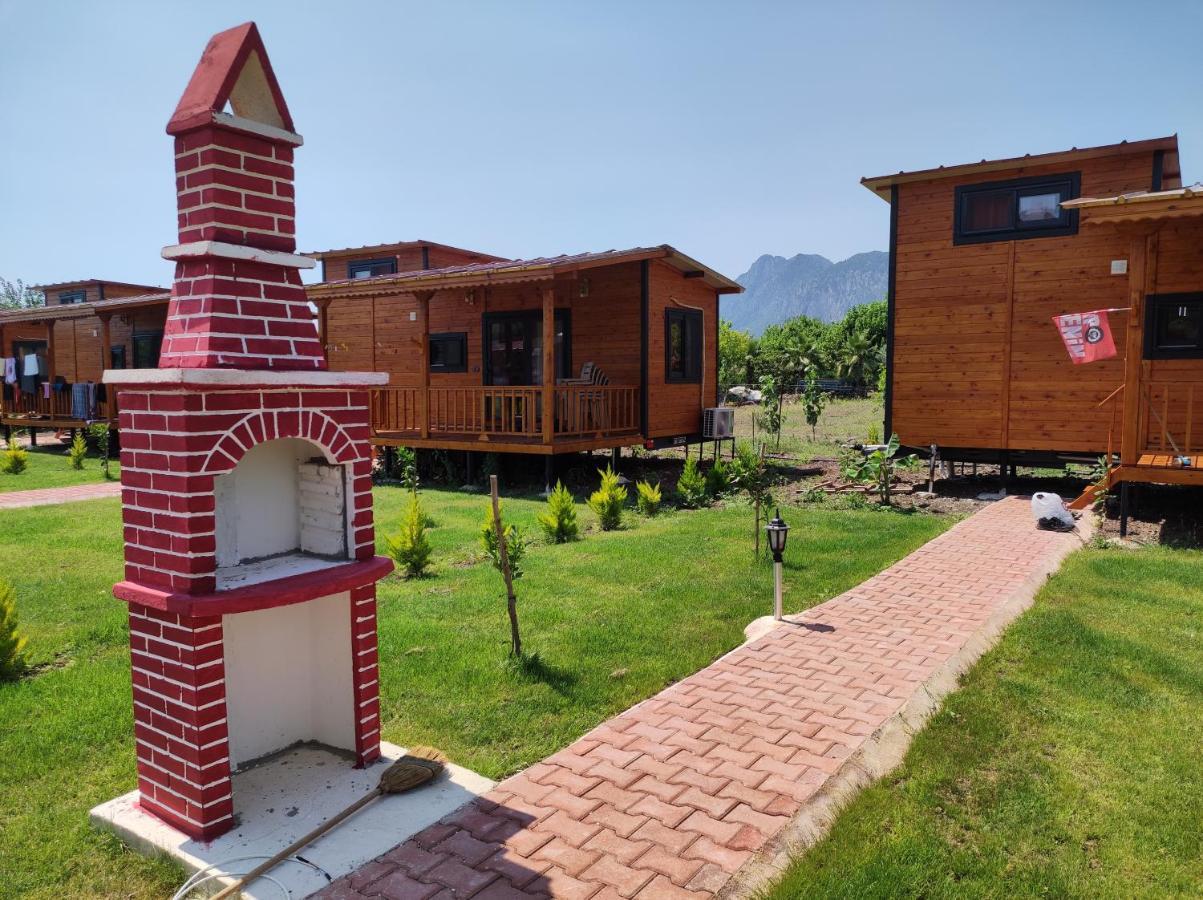 Ugur Pansiyon Bungalows Çıralı Exteriér fotografie
