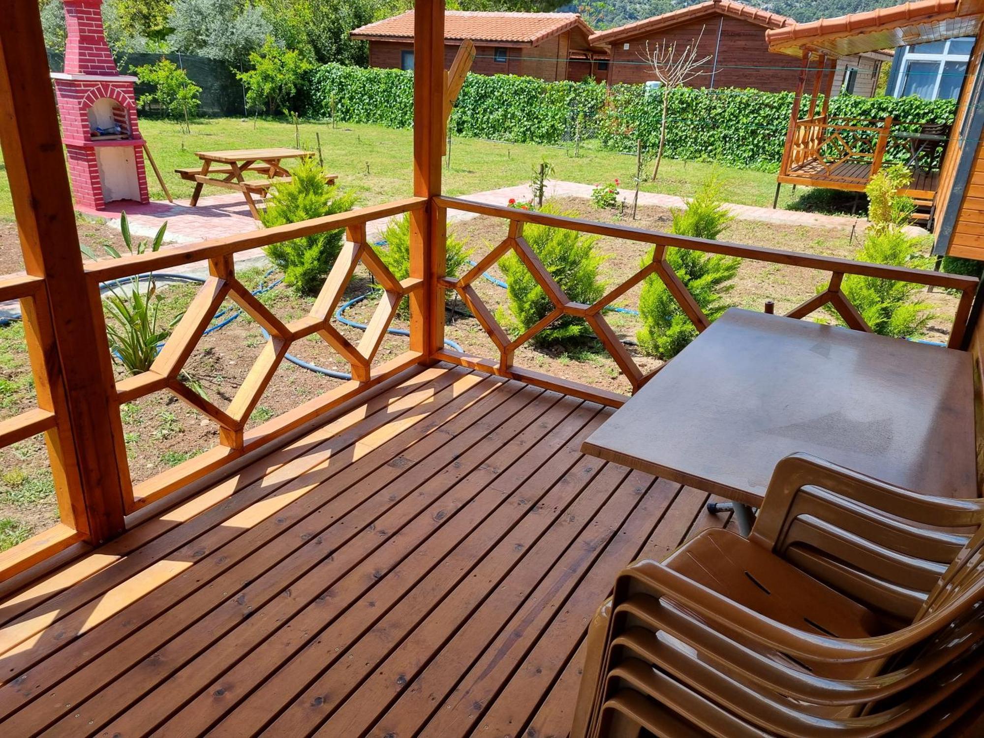 Ugur Pansiyon Bungalows Çıralı Exteriér fotografie